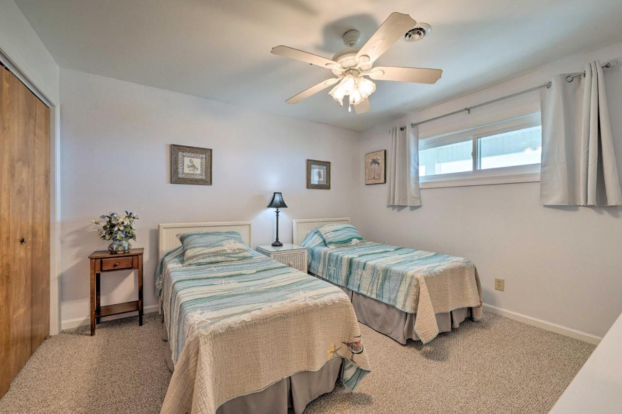 Oak Island Beachfront Condo With Community Pool Exterior foto