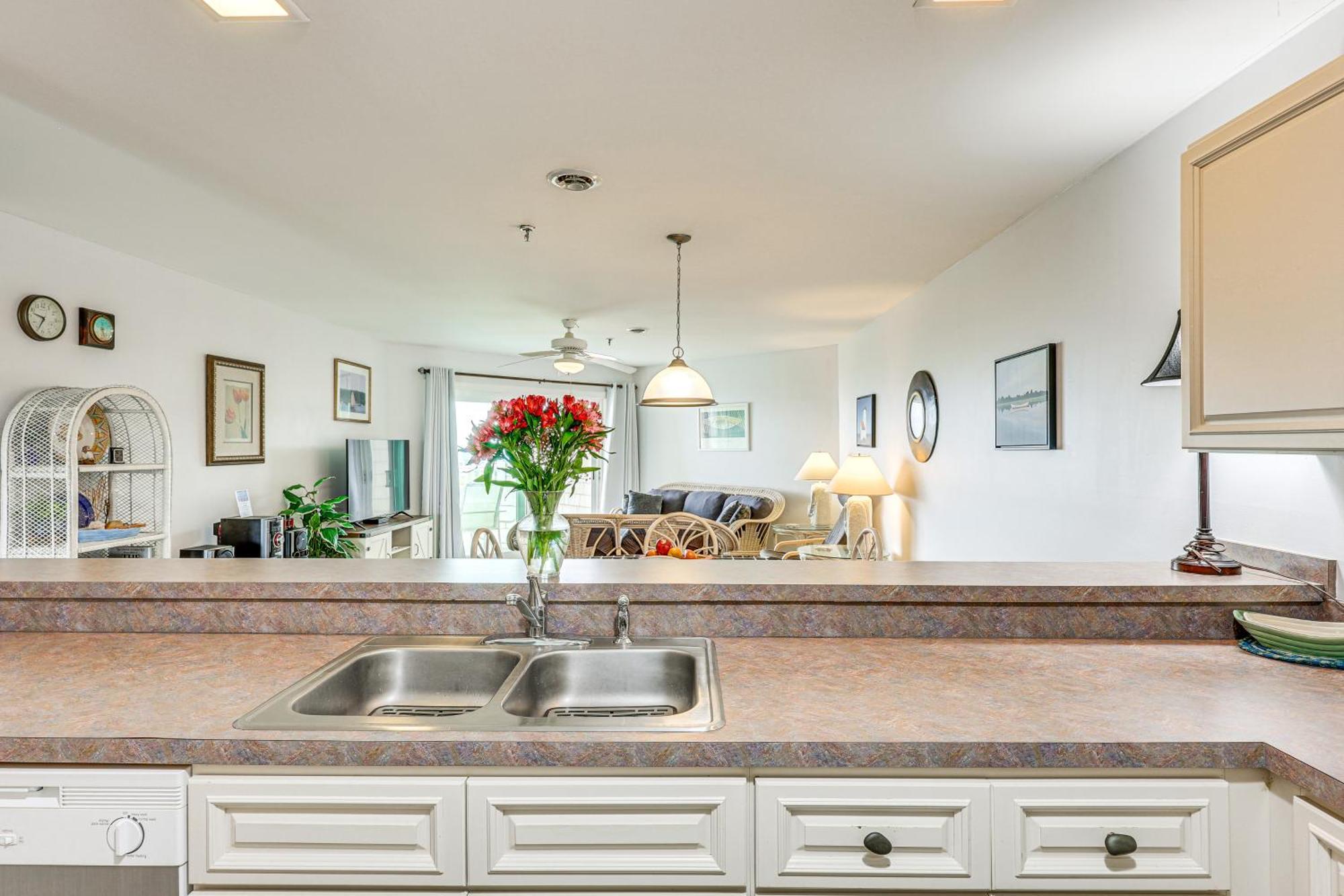 Oak Island Beachfront Condo With Community Pool Exterior foto